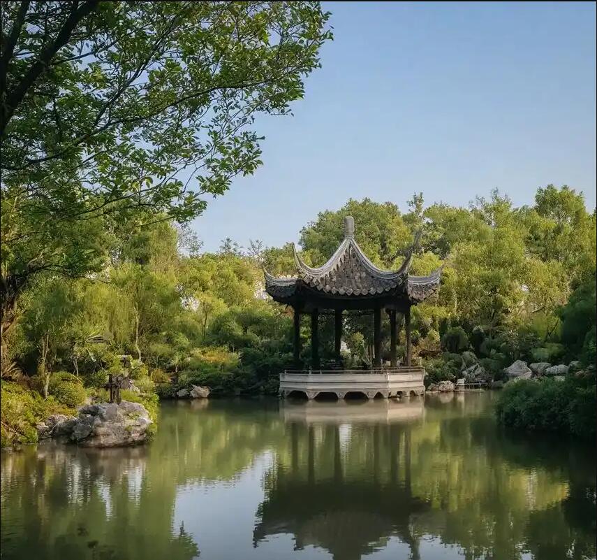 葫芦岛梦碎餐饮有限公司